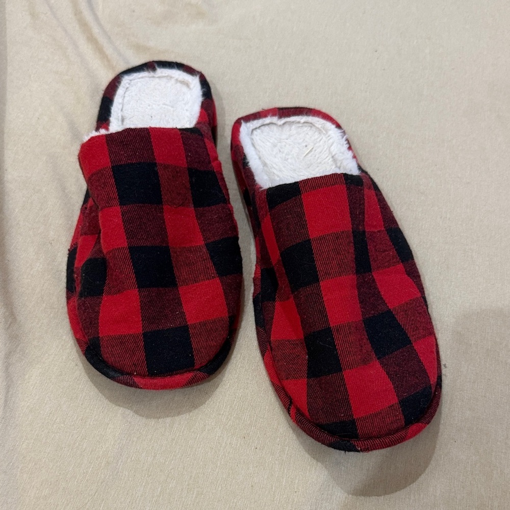 Plaid Red and Black Slippers